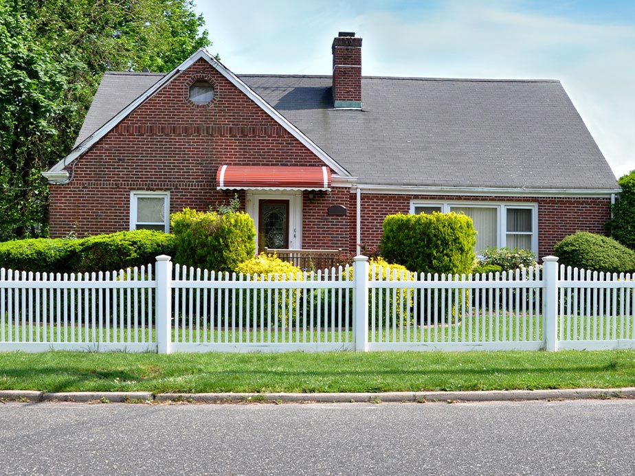 Vinyl decorative fencing in Atlanta Georgia