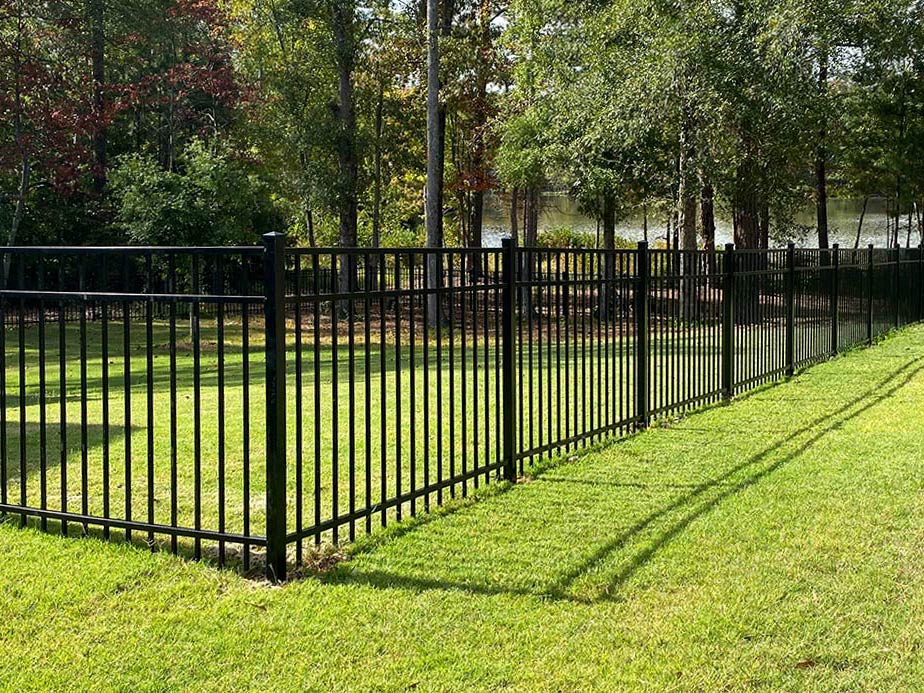 Types of fences we install in Dunwoody GA